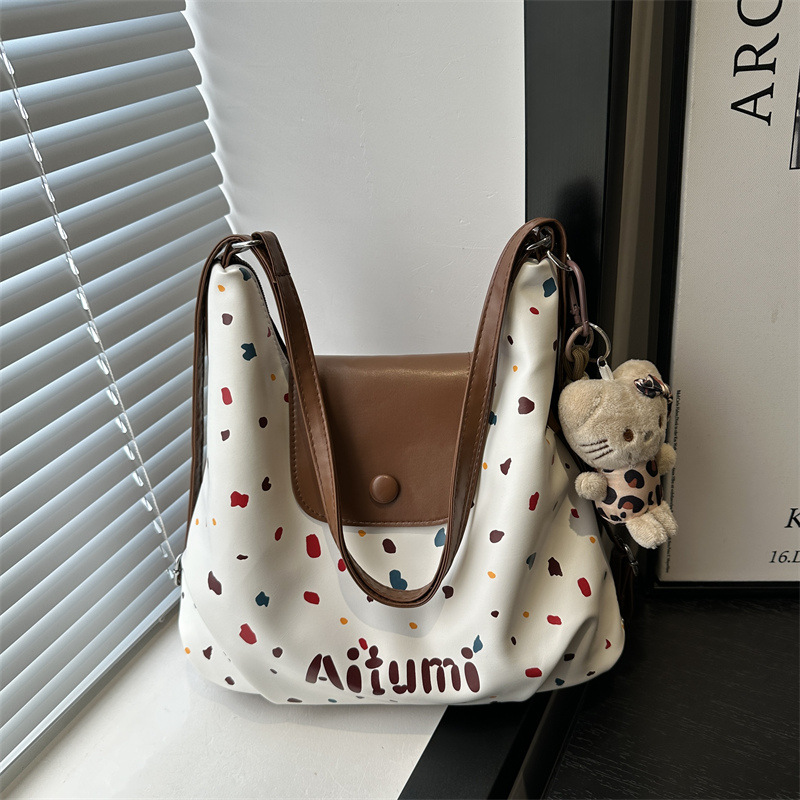 Women's bag 2024 New winter retro large-capacity single-shoulder commuter backpack Polka dot fashionable and versatile tote bag full figure
