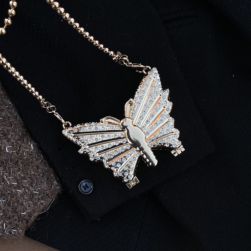 Fashionable and niche butterfly dinner bag for women 2024 new style simple diamond-encrusted chain single-shoulder bag mini red envelope full figure