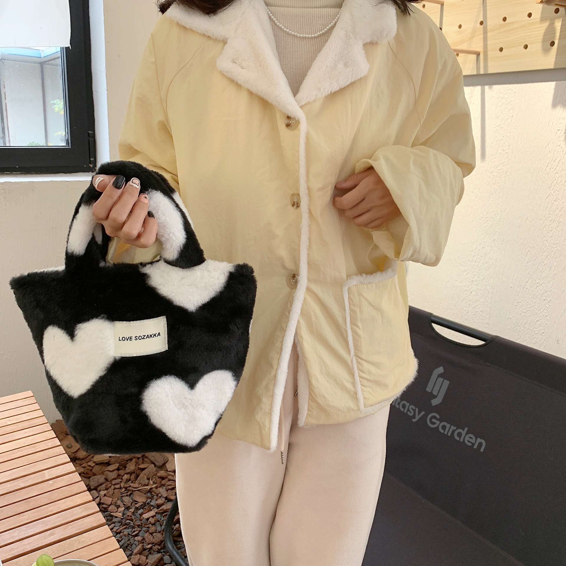 210282 Japanese-style plush handbag, girl's love bento bag, large-capacity student hand-held storage bag Specification drawing