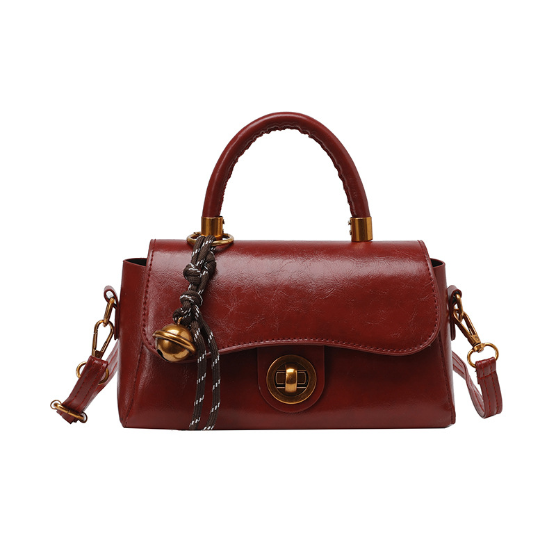 A new cross-border fashion small square bag for women's 2024 winter, a lockable commuter single-shoulder crossbody bag Item Picture