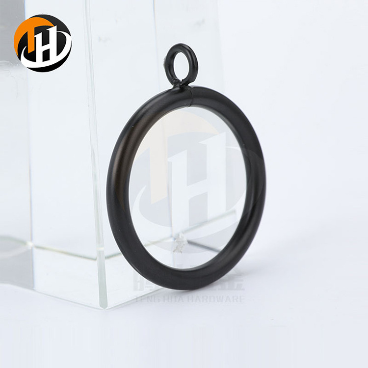 The manufacturer supplies electrophoretic black Roman ring, plastic-coated argon arc welded curtains with ear rings, hanging buckles and hardware curtain hanging rings Application Scenario