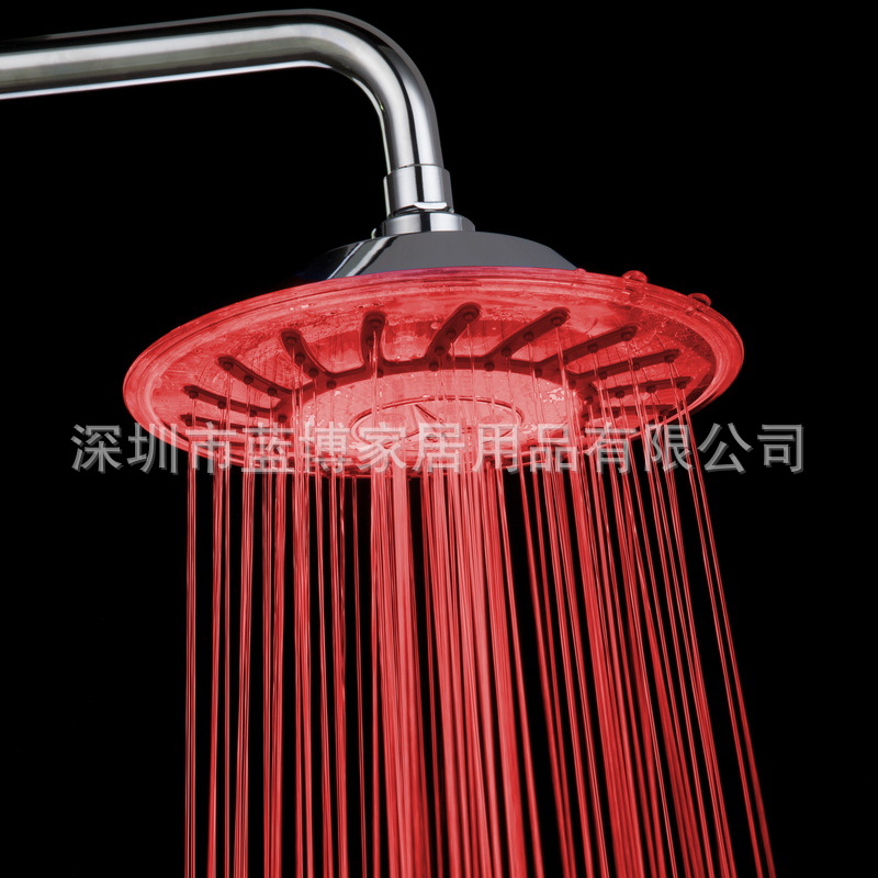 8-inch round shower head 8030-A3 with LED top spray temperature control, three-color temperature sensing and color-changing/seven-color self-color-changing light emission Application Scenario