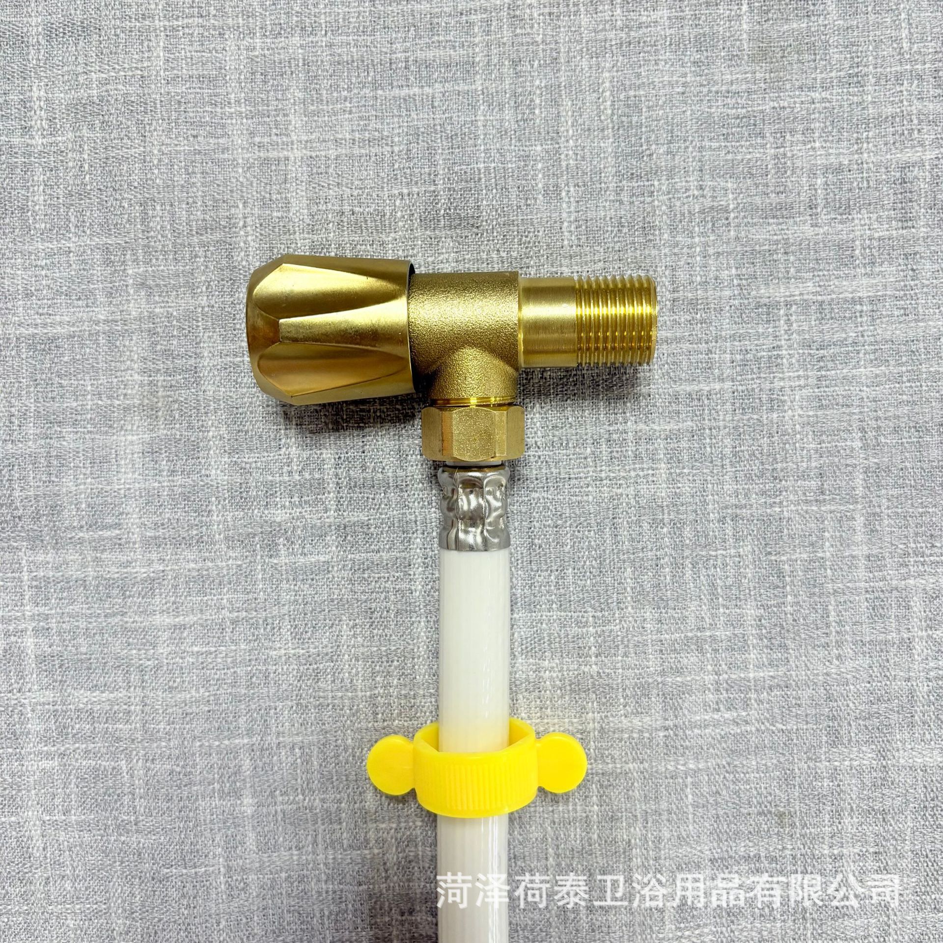 Thickened fully automatic washing machine inlet pipe, copper mouth screw mouth washing machine inlet pipe, universal washing machine water supply pipe Application Scenario