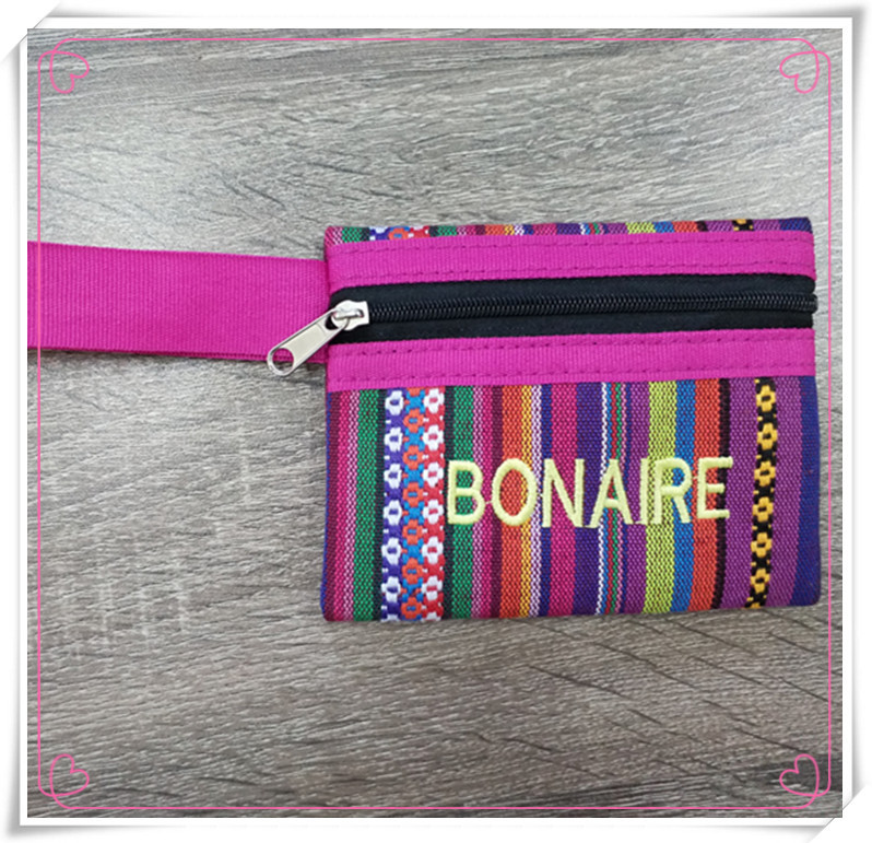 Custom-made ethnic style embroidered coin purses, striped flower coin purses, and small coin purses for storage Item Picture