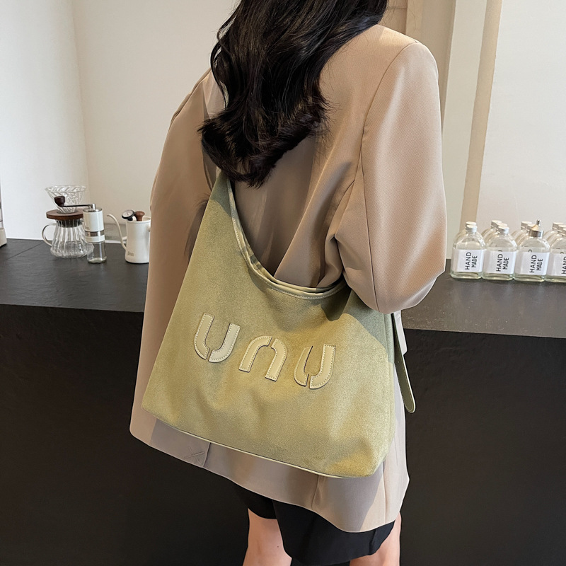 Cross-border matte retro bag, women's large-capacity 2024 new autumn and winter casual single-shoulder bag, women's commuter tote bag details Picture