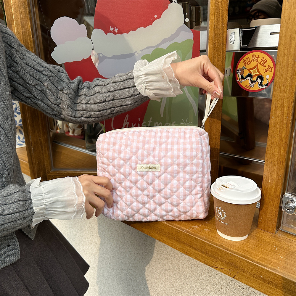 4172 Fresh checkered soft ins makeup Bag for Women, portable large-capacity cosmetics storage bag, hand-held bag Specification drawing