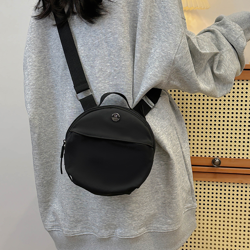 Fashionable and simple small round bag, new autumn and winter solid color single-shoulder crossbody bag, versatile for going out, small crossbody bag for women, cross-border wholesale Specification drawing