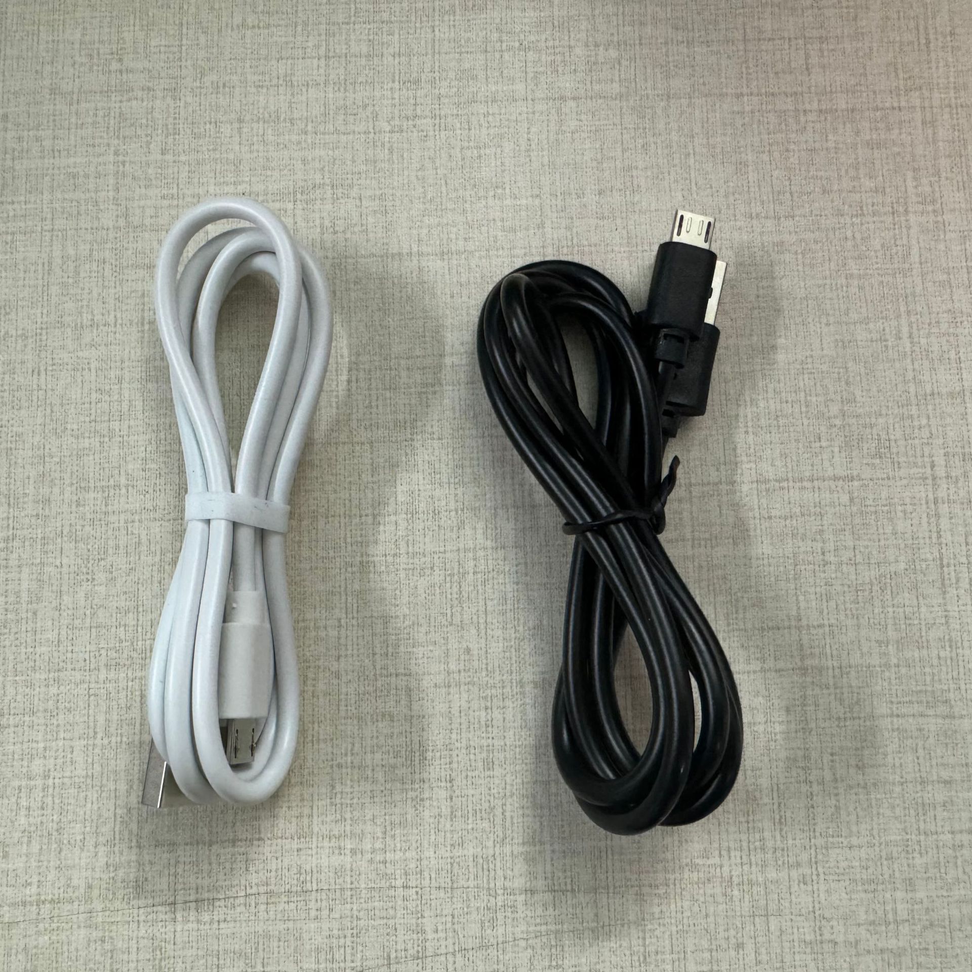 1-meter pure copper micro usb data cable, V8 microphone charging cable, Android universal mobile phone data cable, power bank, 2M Application Scenario