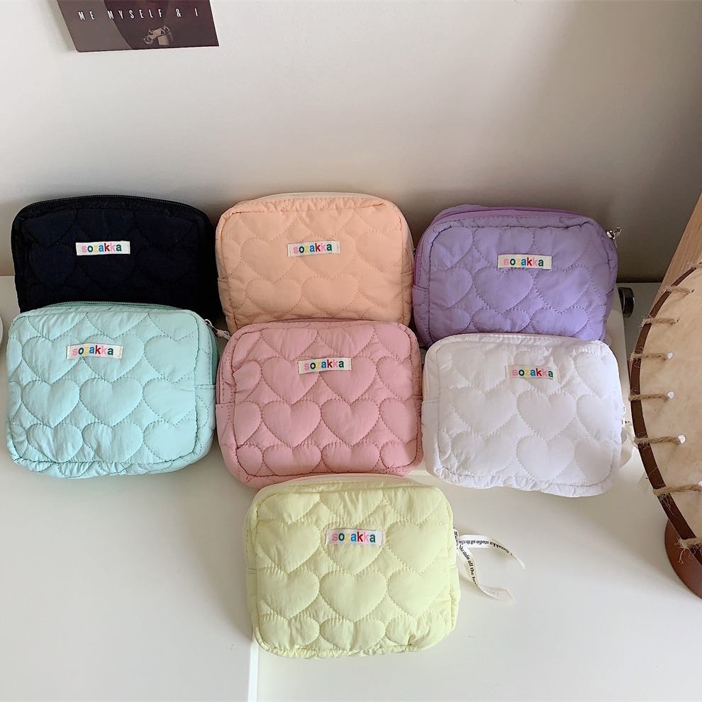 43291 InS-style heart-shaped makeup bag, portable storage bag, wallet, portable inner bag, clutch bag, toiletry bag full figure