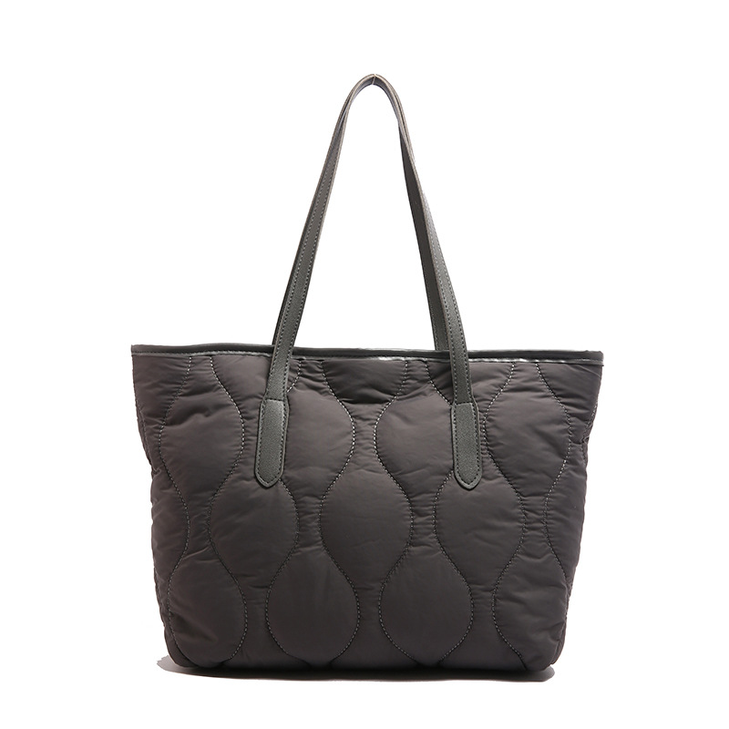 Large-capacity embroidered cotton jacket tote bag for 2024 autumn and winter, a new diamond-patterned lightweight and simple commuter hand-held shoulder bag Item Picture