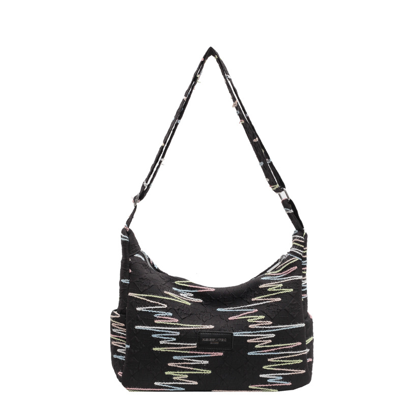 The new canvas bag for the autumn of 2024 features a large-capacity design, versatile crossbody bag, and a high-end daily commuting bag with a feminine feel Item Picture