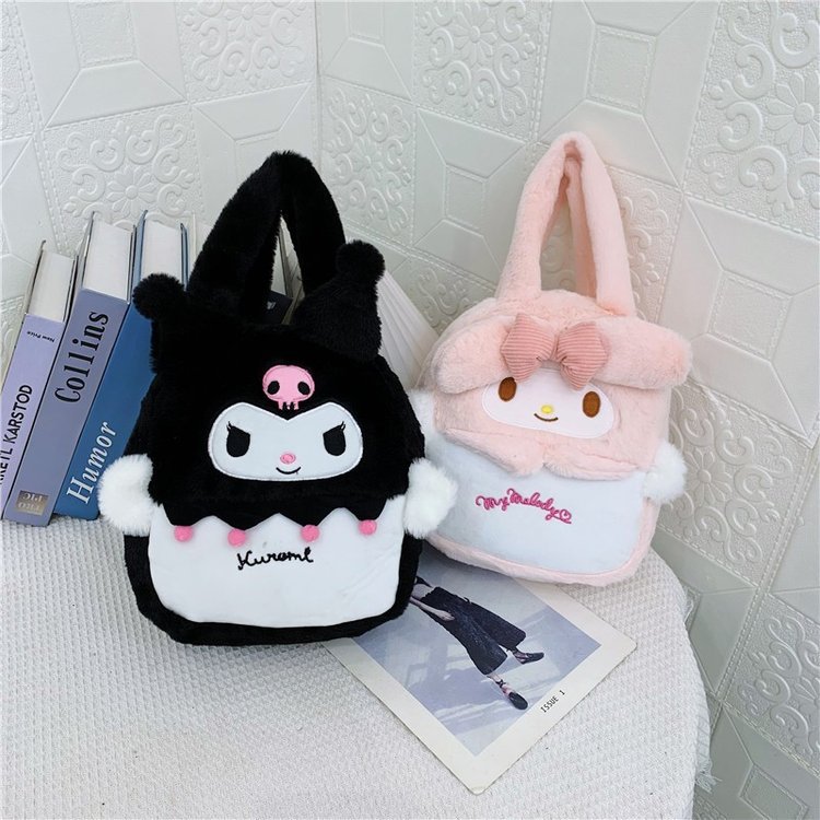 Plush single-shoulder bag 2023 new style fluffy handbag for girls, large capacity, popular cartoon cute small shoulder bag full figure