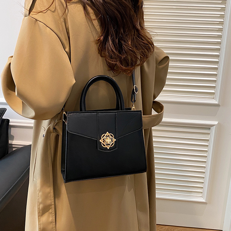 Cross-border fashion women's bag 2024 Autumn/Winter new stylish and elegant middle-aged women's bag, commuting hand-carry crossbody bag Specification drawing