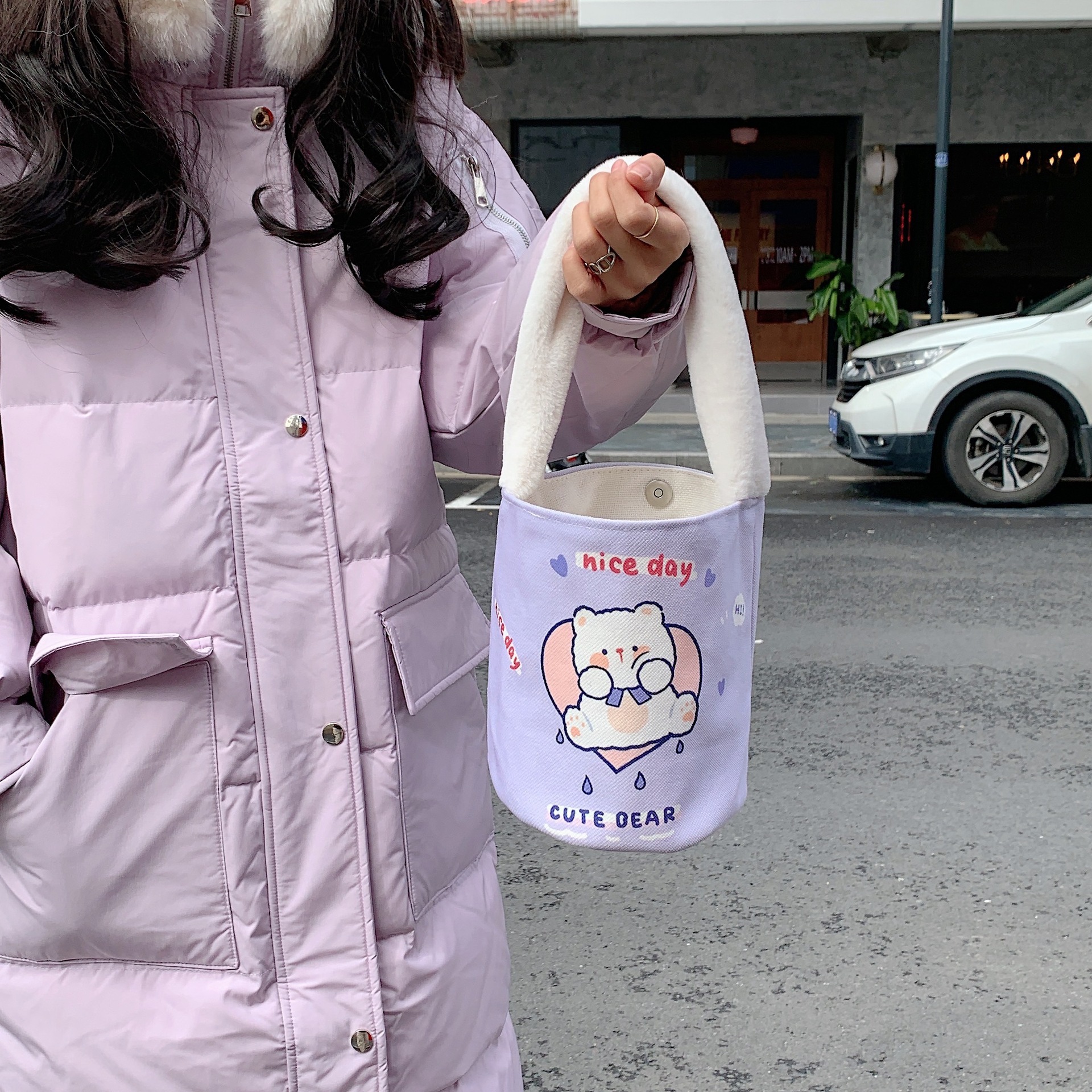 21087 Autumn and winter plush handbag, cute cartoon bucket bag, student work small handbag, canvas bento bag details Picture