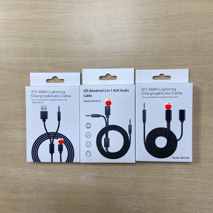 Compatible with iPhone8 audio cable, AUX car USB charging and music listening 2-in-1 X Apple 7Plus adapter cable Application Scenario
