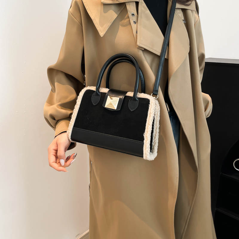 Retro large-capacity suede handbag for women, 2024 new winter patchwork commuting crossbody bag Specification drawing