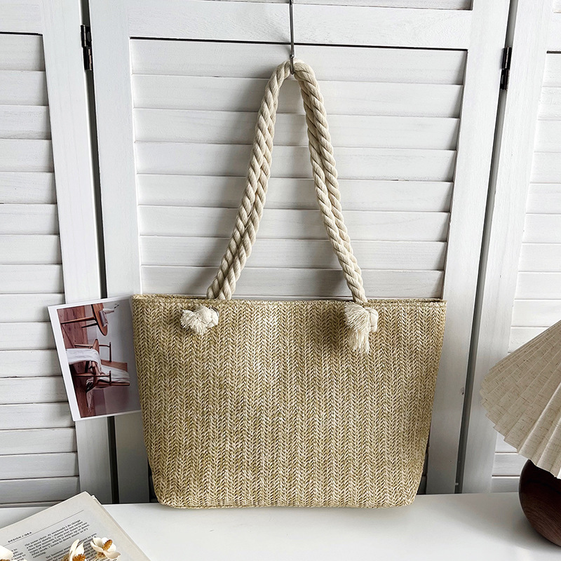 Fashionable summer straw woven bag for women, simple and casual bag, versatile women's bag, large-capacity Instagram single-shoulder armpit bag for women full figure