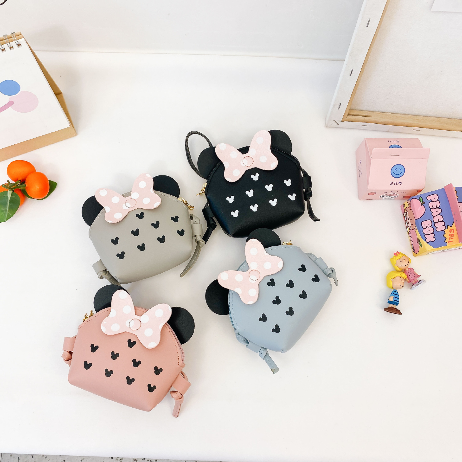 Cute women's bag 2020 New Korean-style personalized trendy cartoon fashion bag, cute single-shoulder crossbody children's bag full figure