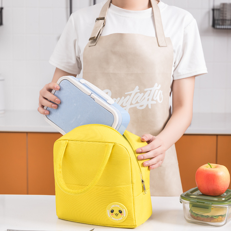 The new type of lunch box bag, hand-held insulated bento bag, is portable for going out to work. Take the lunch bag with you for food storage and preservation details Picture