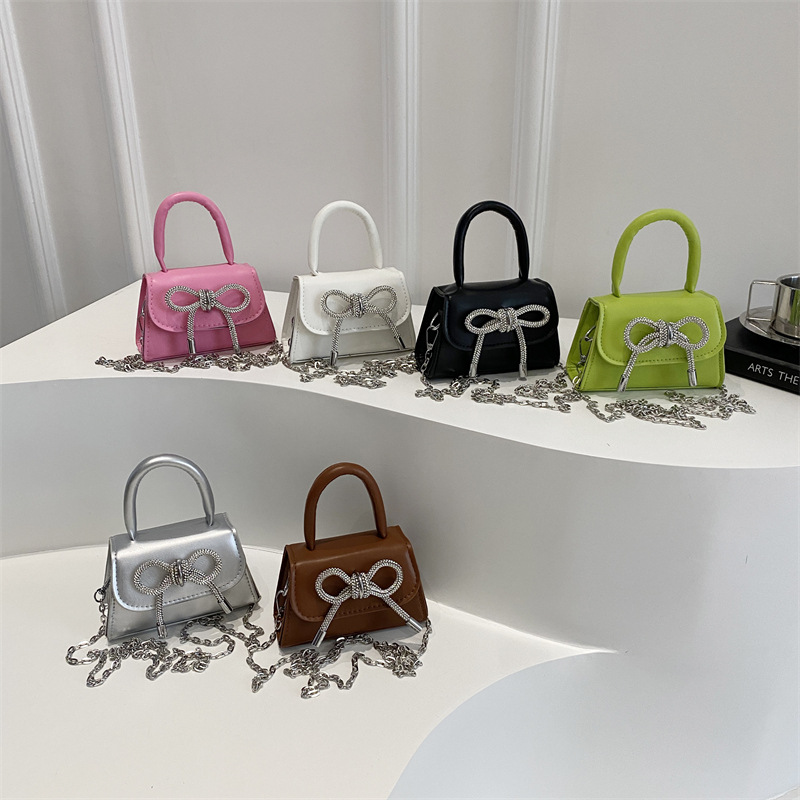 ins' niche French-style handbag for women, Spring 2025 new bow square bag, stylish single-shoulder crossbody bag Application Scenario