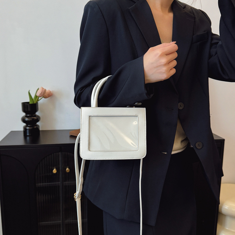 Summer niche underarm bag, fashionable single-shoulder small bag, a new 2025 popular commuter crossbody bag for women details Picture