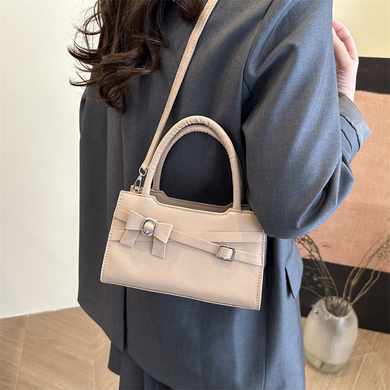 Korean trendy bow hand-held small square bag 2025 Spring New style simple and stylish texture single-shoulder bag crossbody bag Specification drawing