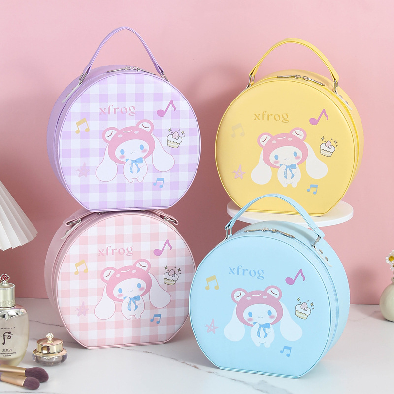 Sanrio portable semi-circular makeup box, large-capacity cosmetics storage box, cute children's Coolomi pu makeup bag details Picture