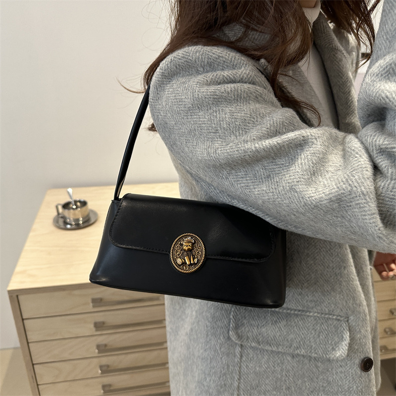 New solid-color bags for winter 2024, crossbody women's bags, underarm handbags, large-capacity, high-quality commuter bags Specification drawing
