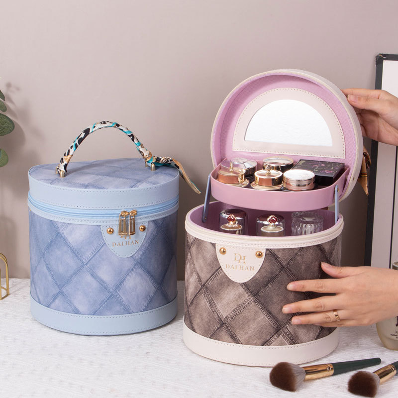 Maillard Color bucket bag, double-layer makeup box, high-end souvenir makeup bag, multi-functional with mirror, waterproof hand-held Application Scenario