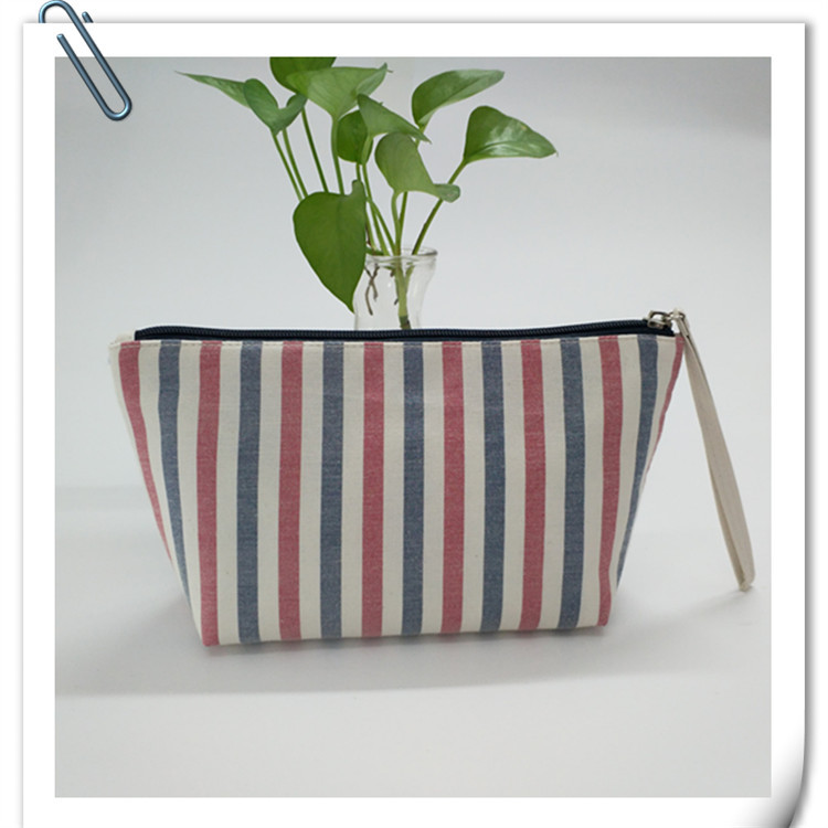 Customized LOGO for cosmetic bags, cotton striped hand-held cosmetic bags, cosmetic storage bags, travel toiletries bags full figure