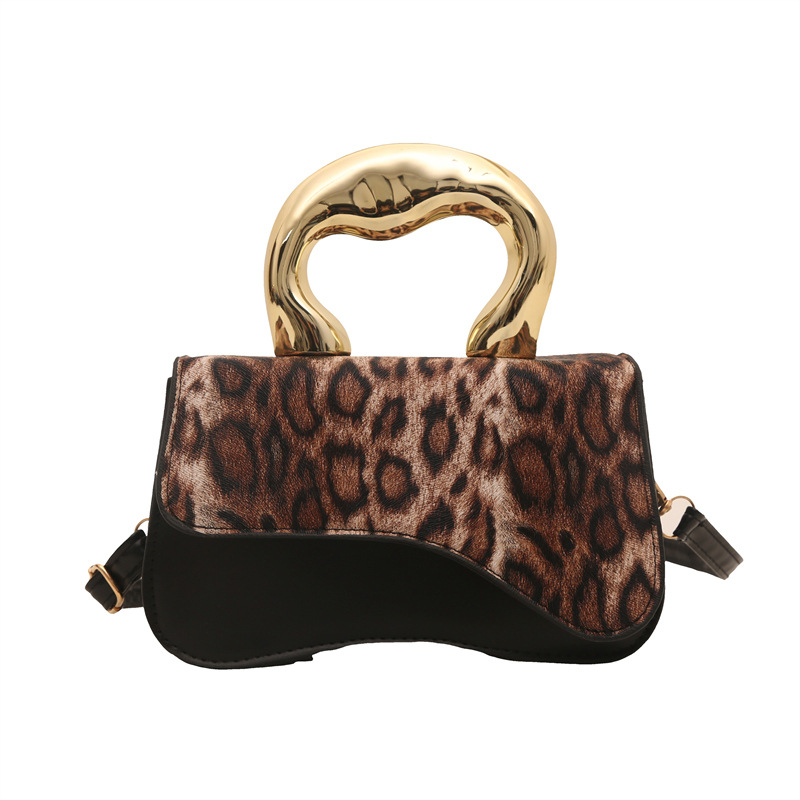 2024 New European and American fashion leopard print crossbody bag, unique, trendy, retro texture hand-held small square bag, hot girl bag Item Picture
