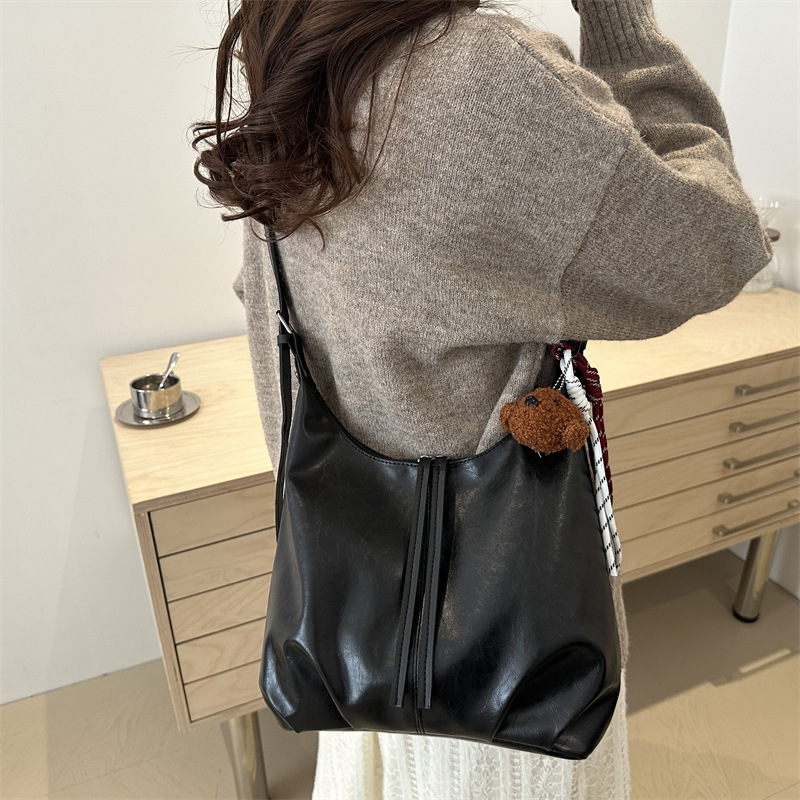 Cross-border casual retro large-capacity bag for women, 2024 new winter commuting single-shoulder crossbody bag, fashionable dumpling bag Specification drawing