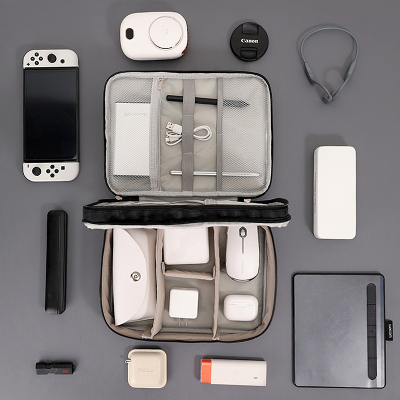Runhui Ruidenai three-layer digital bag, Travel data cable storage bag, Power Bank data cable storage bag wholesale Application Scenario