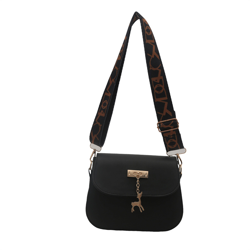Personalized deer pendant simple wide shoulder strap women's bag 2024 Autumn new ins fashionable Korean version single-shoulder crossbody bag Item Picture