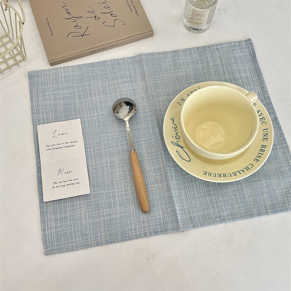 bj2502071 InS-style simple cotton and linen placemats, heat-resistant Western plate MATS, blue heat-insulating MATS and bowl MATS for home use Application Scenario