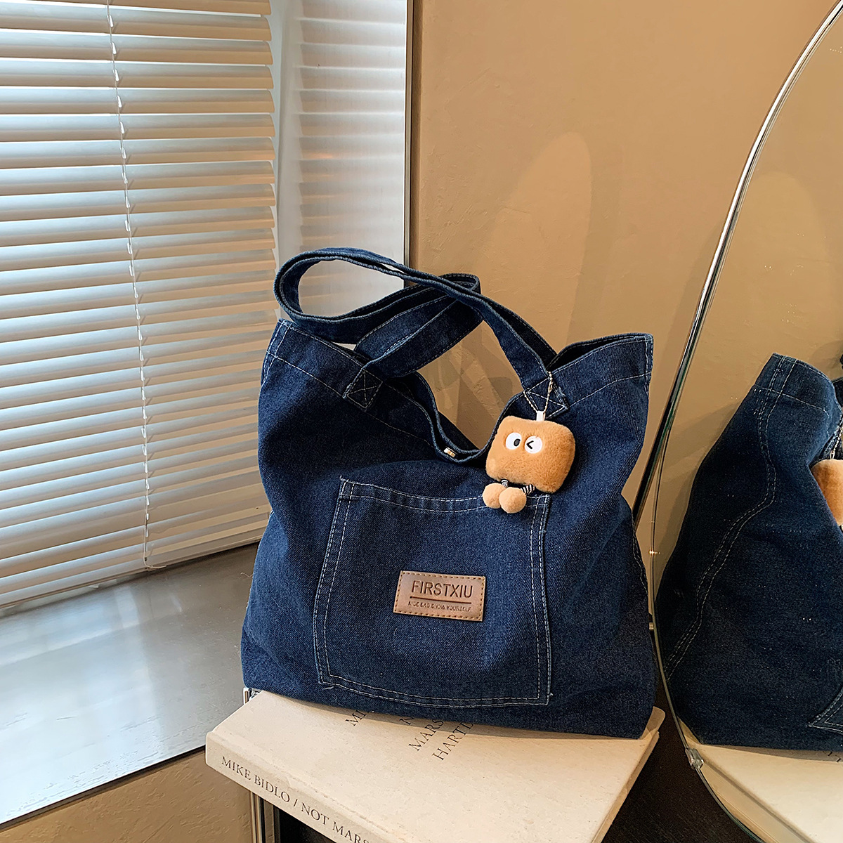 Denim canvas single-shoulder bag, women's large-capacity shopping bag, niche artistic tote bag, Japanese and Korean casual and versatile handbag full figure