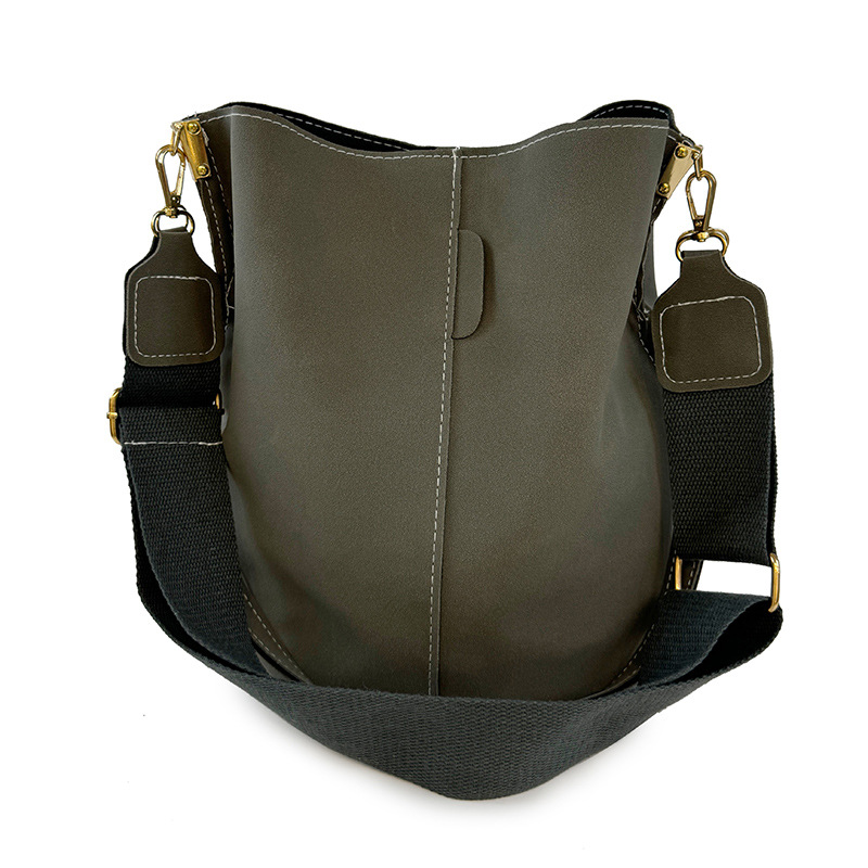 Simple commuting bucket bag for women 2024 autumn/winter new wide shoulder strap single-shoulder women's bag, matte retro crossbody large bag Item Picture