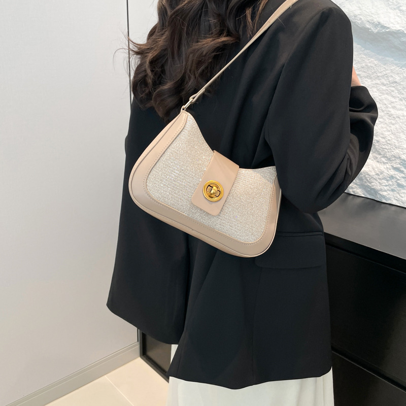 A fresh and elegant handbag for women in 2025, a niche and high-end single-shoulder bag, a fashionable and ins commuter bag for women details Picture