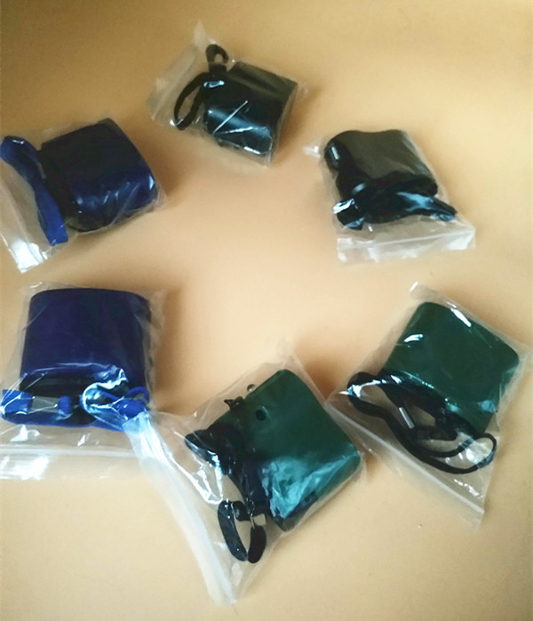 Hand-cranked emergency charger, USB hand-cranked charger, travel hand-cranked charger Item Picture