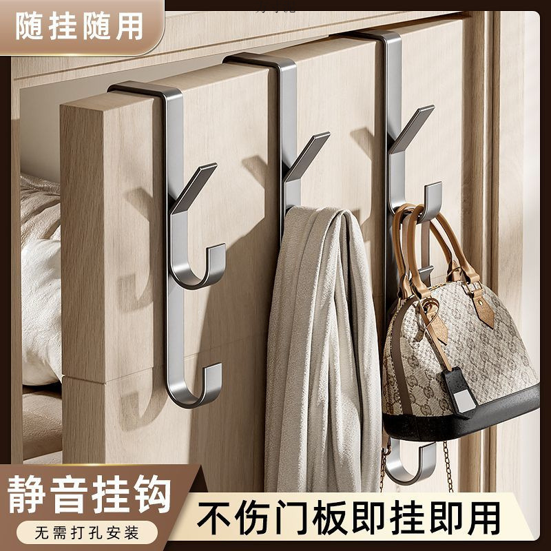 The vertical row of metal clothes hooks at the back of the non-perforated door, the hanging bags on the door, and the storage items are available for wholesale from Fayuan Factory full figure