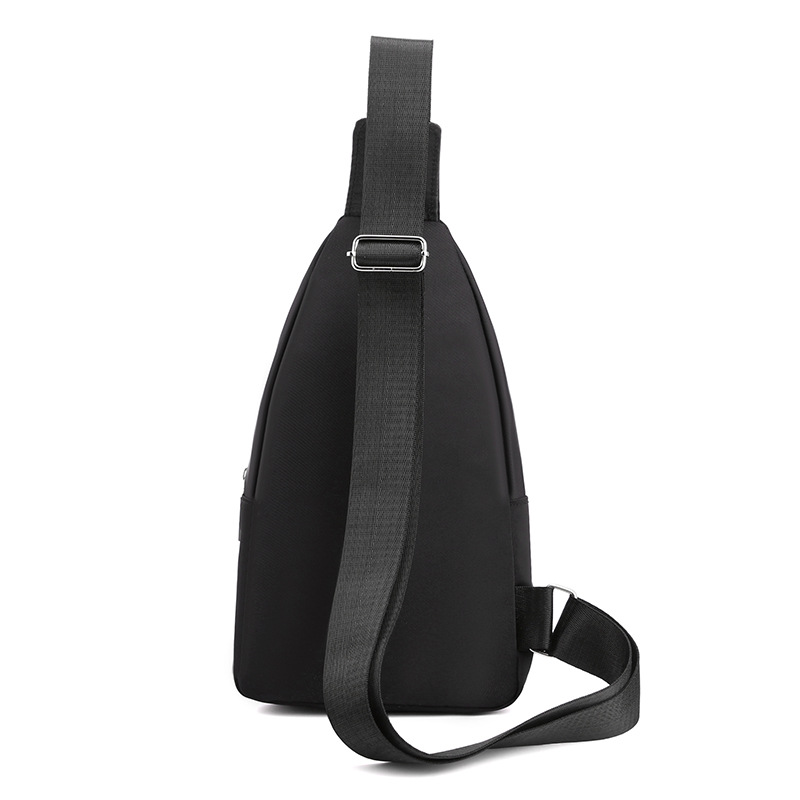 New cross-border travel fashion chest bag for women, Oxford fabric waterproof travel crossbody bag, lightweight and large-capacity chest bag Item Picture