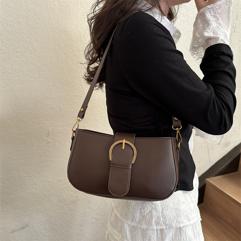 A retro Korean-style underarm bag with a niche design for women in the spring of 2025, a high-end and fashionable single-shoulder crossbody small bag details Picture