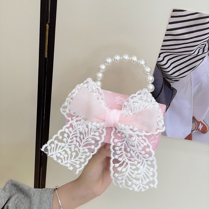 New children's bag, fashionable pearl handbag, cartoon cute bow shoulder bag, chain crossbody small bag Application Scenario