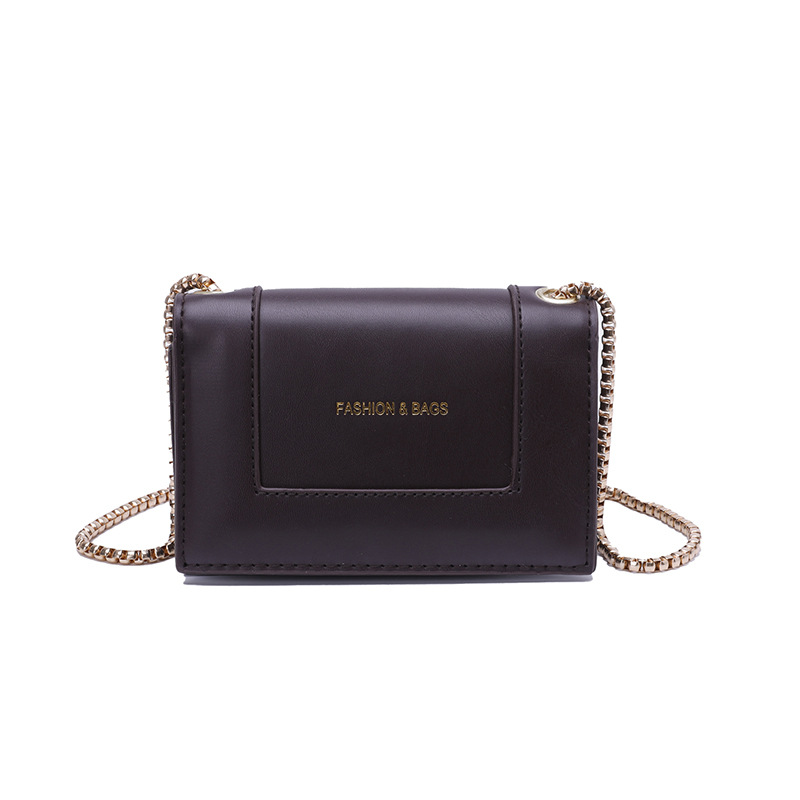 This is a new retro, fresh and small square bag that is simple and fashionable. It features a small chain and is a niche single-shoulder, underarm, and multi-layered commuting bag Item Picture