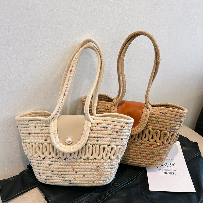 Fashionable and simple woven bag 2024 new style casual, trendy and personalized crossbody bag, large capacity bucket beach bag, cross-border details Picture