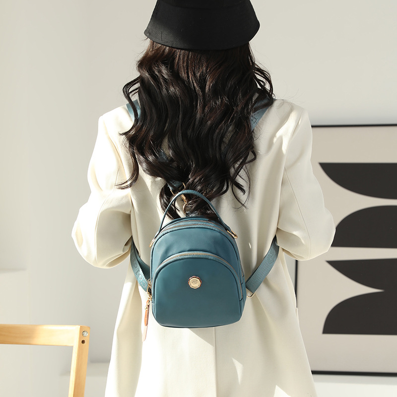 Colorful Fox's new multi-functional backpack for women, a daily portable single-shoulder bag with large capacity and water-resistant nylon Specification drawing