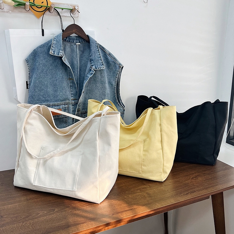 Cross-border casual canvas bag for women, 2024 new trendy and fashionable tote bag, versatile large-capacity bag, shopping bag Application Scenario