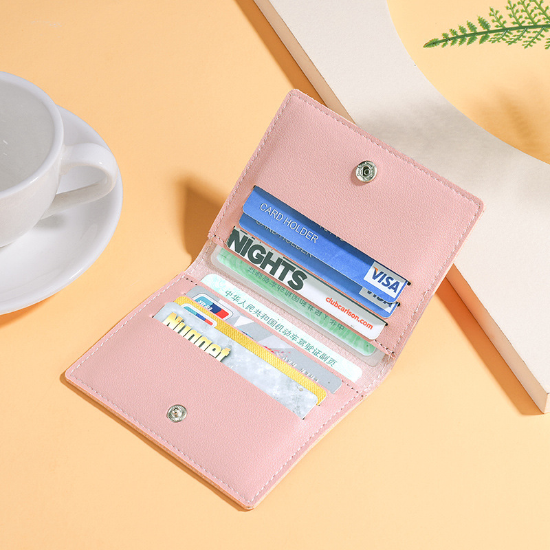 This card case features multiple slots, a high level of appearance, a small female card, an ID card holder, a small wallet, a light and simple design, and an anti-slip clip details Picture