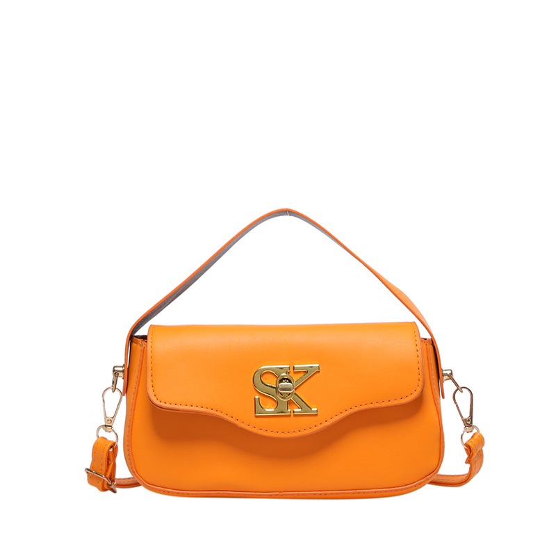 New 2024 autumn/winter fashion chain single-shoulder high-end quality crossbody hand-carry bag with large capacity for commuting Item Picture