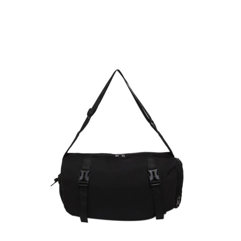 The new 2024 autumn collection features a trendy and simple workwear-style crossbody bag, a large-capacity single-shoulder bag for women, and a retro commuter messenger bag Item Picture